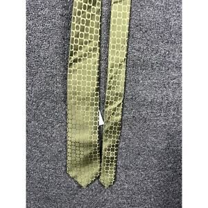 BCBG Attitude Men's Tie Green Gold Geometric 100% Silk Hand Sewing Necktie